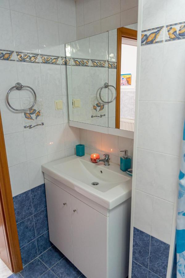 Foteini Apartment テッサロニキ エクステリア 写真