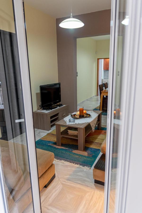 Foteini Apartment テッサロニキ エクステリア 写真
